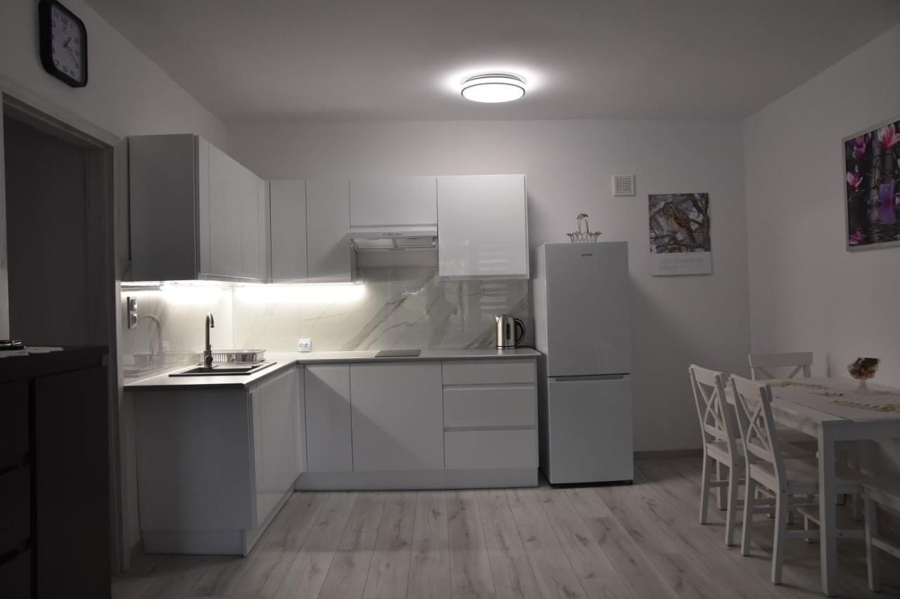 ז'שוב Apartament Nad Fontanna מראה חיצוני תמונה